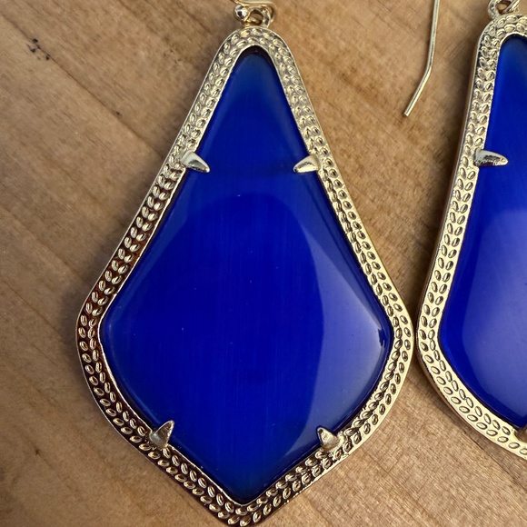 Kendra Scott Alexandra Statement Earrings - Picture 5 of 6